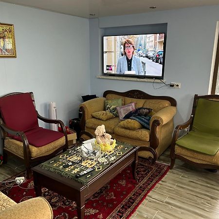 Guest House Medea คูทายสิ ภายนอก รูปภาพ