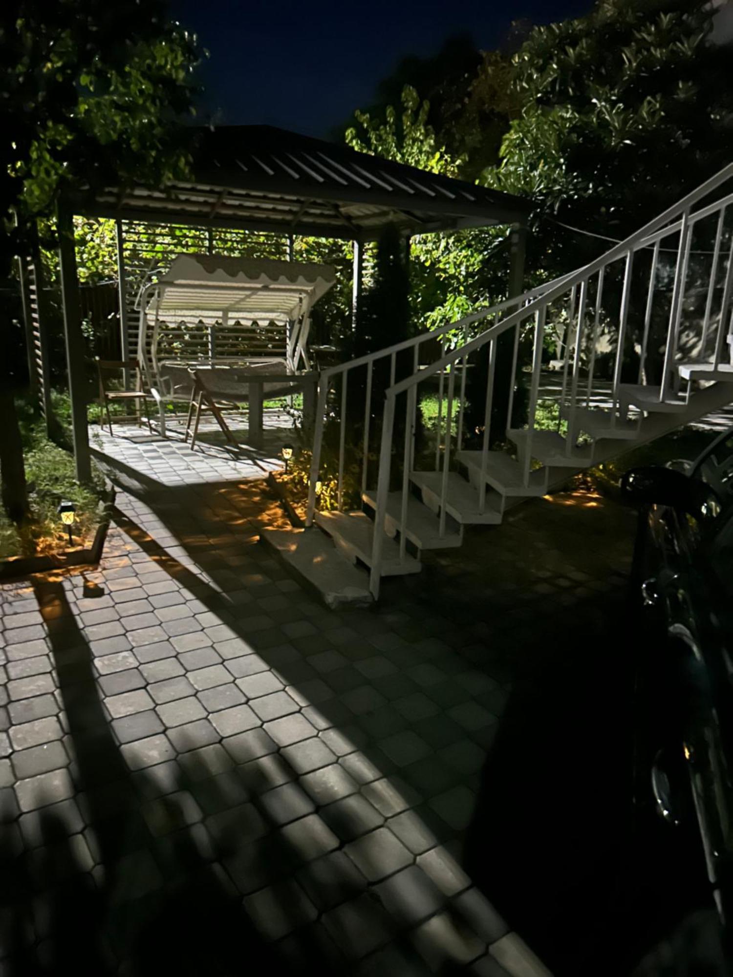 Guest House Medea คูทายสิ ภายนอก รูปภาพ