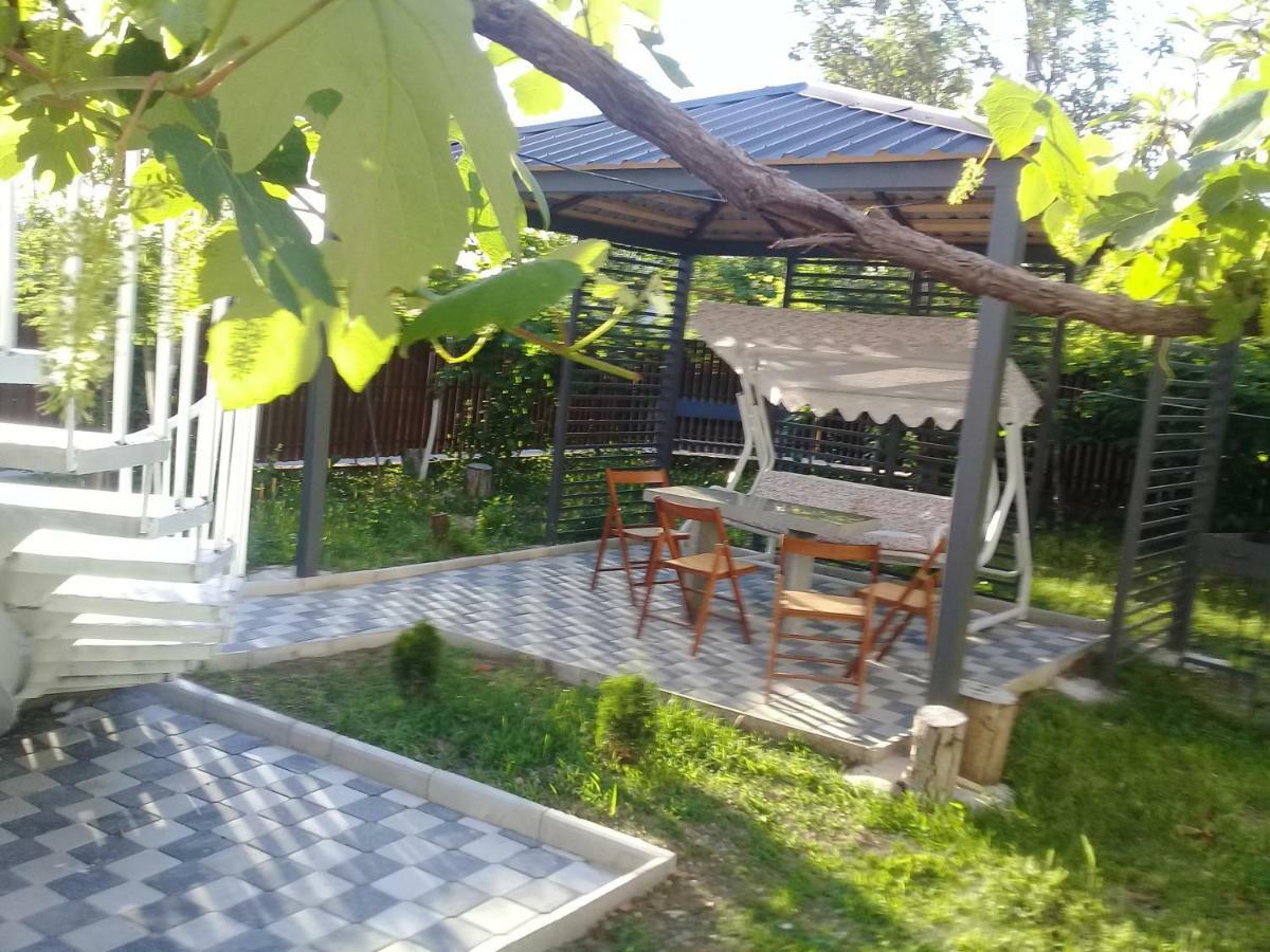 Guest House Medea คูทายสิ ภายนอก รูปภาพ